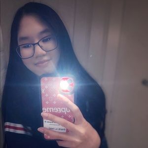 Meet your Posher, Olivia